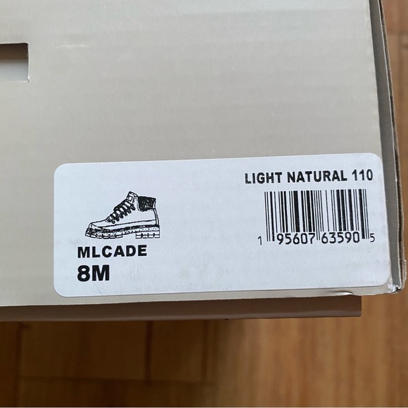 NEW Marc Fisher Cade Shearling Lace Up Combat Bootie in Light Natural 8 - Picture 10 of 11